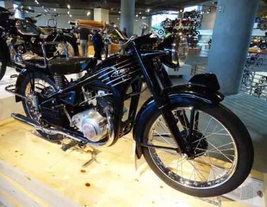 1953 Honda Dream Image